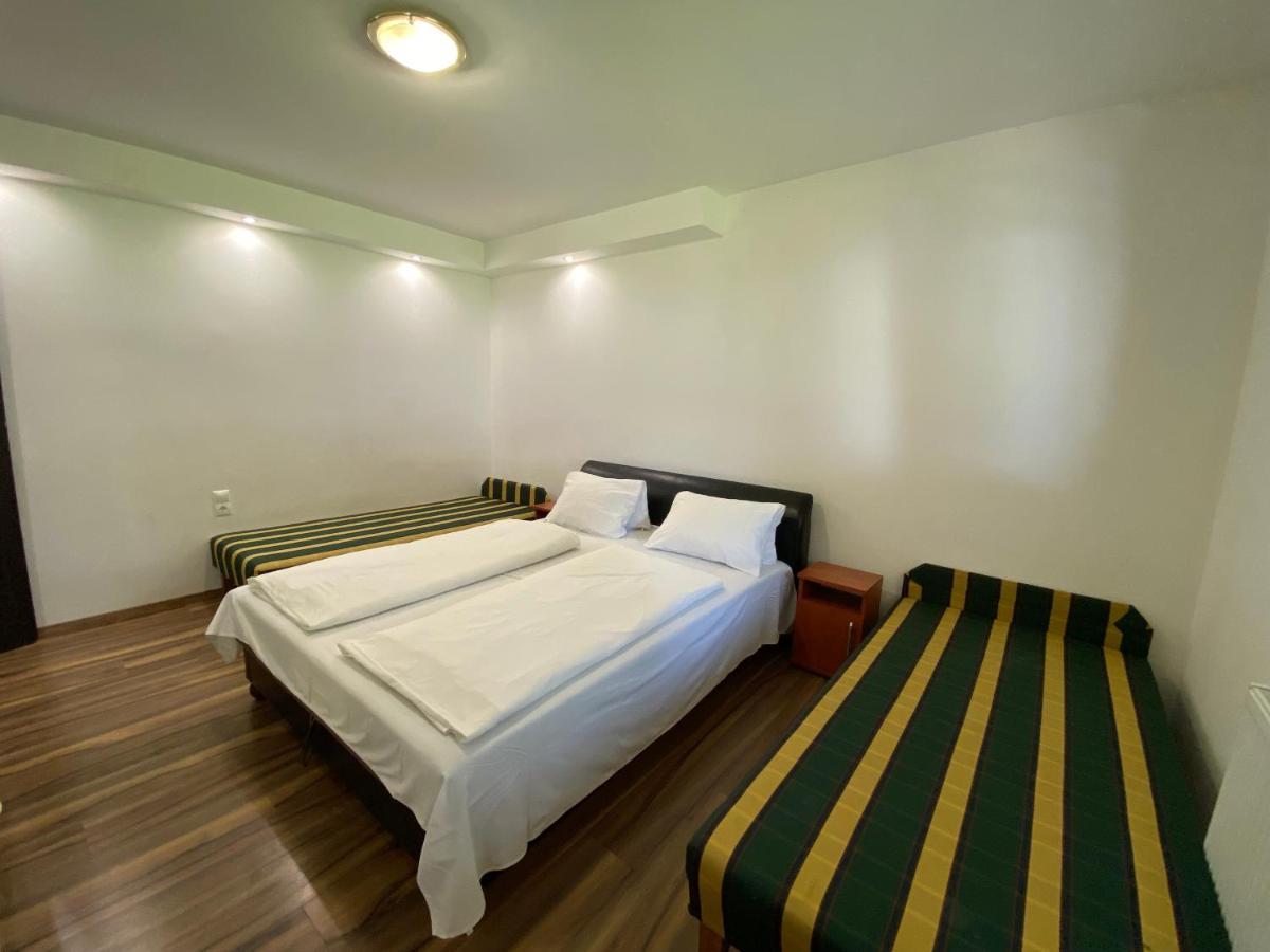 Amarin Apartments Хайдусобосло Экстерьер фото
