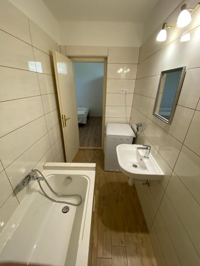 Amarin Apartments Хайдусобосло Экстерьер фото