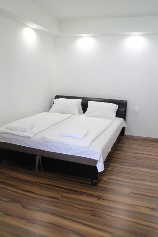 Amarin Apartments Хайдусобосло Экстерьер фото